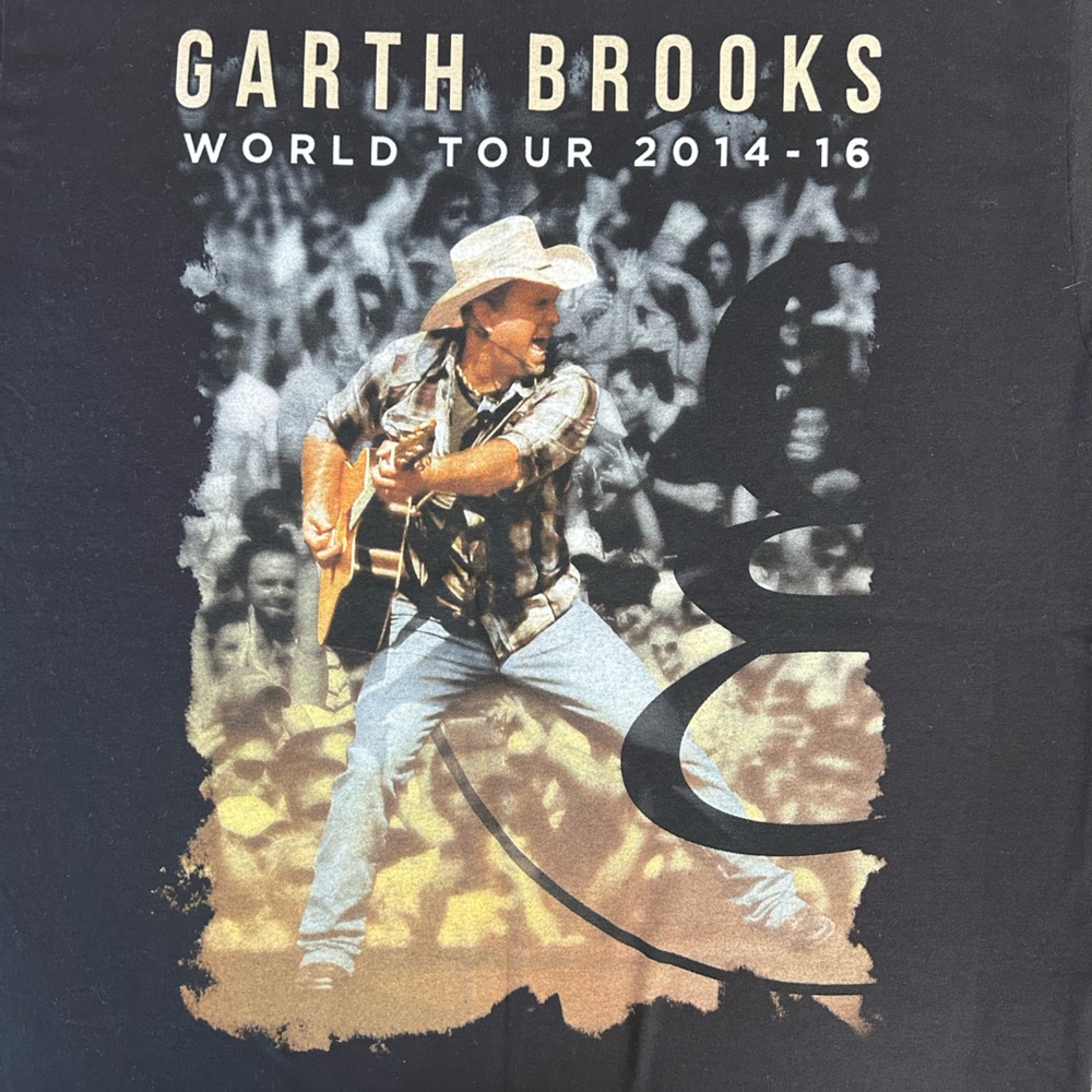 Garth Brooks Tee - Picture 3 of 4